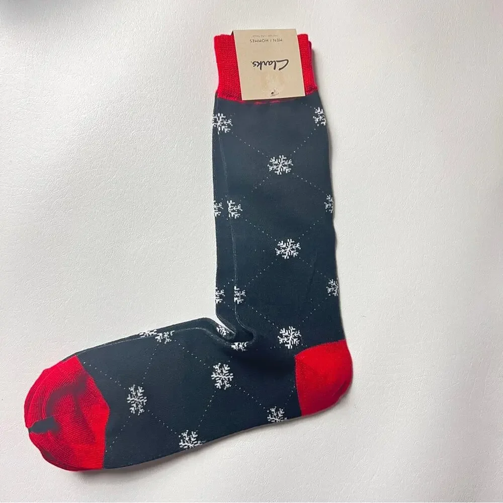 Clarks Mens Crew Style Winter Style Snowflake Two Color Socks Accessory NWT